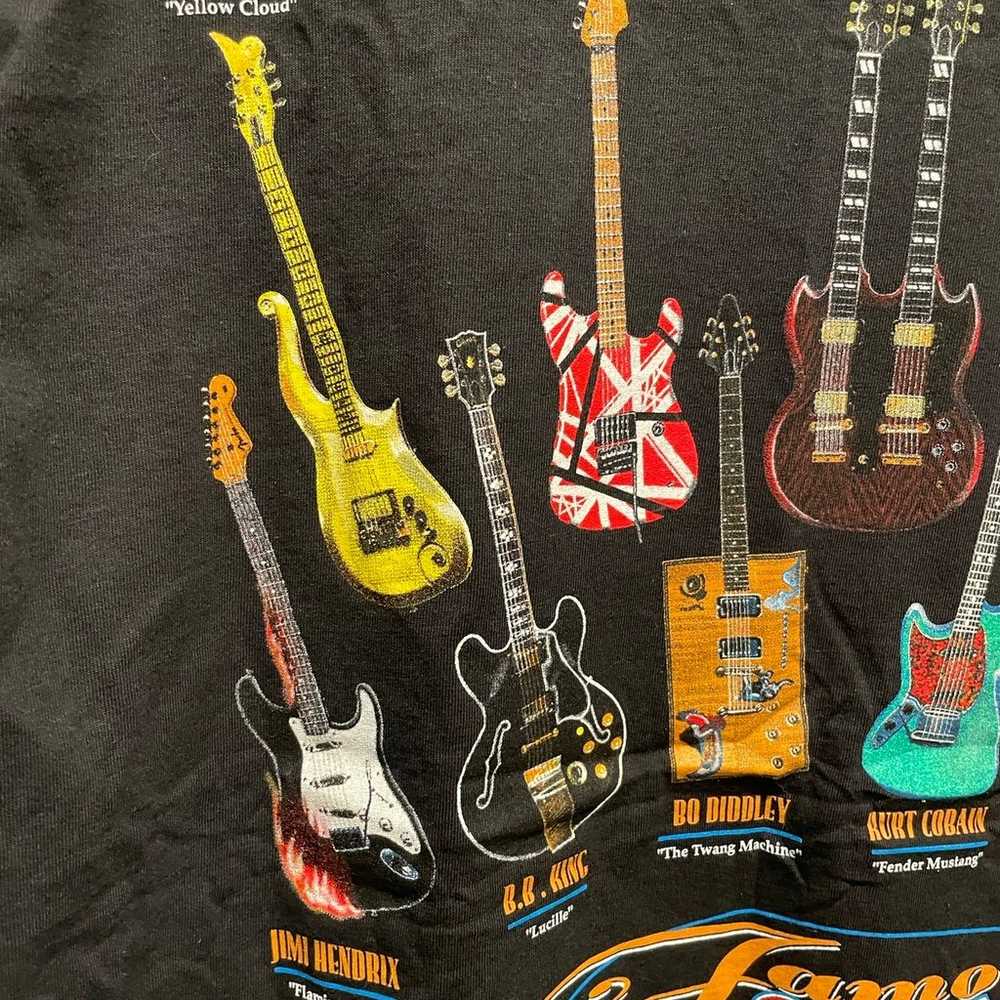 Vintage 1999 Famous Guitars tshirt - image 6