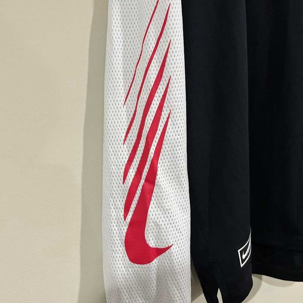 Nike Sport Clash Long Sleeve Training Shirt - image 6