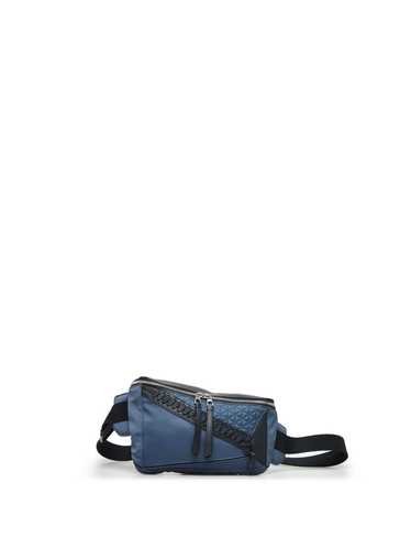 Loewe Pre-Owned 2010-present Puzzle belt bag - Blu