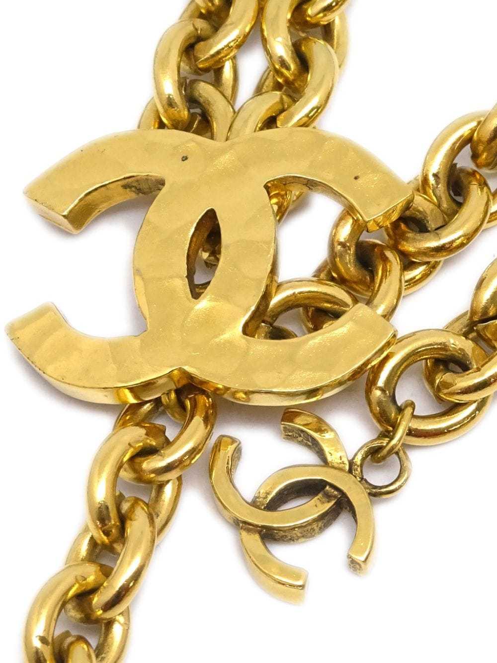 CHANEL Pre-Owned 1980-1990s CC chain belt - Gold - image 2