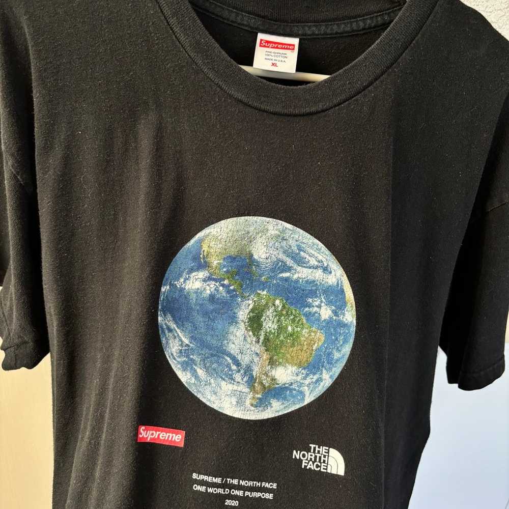 Supreme x North Face Shirt - image 3