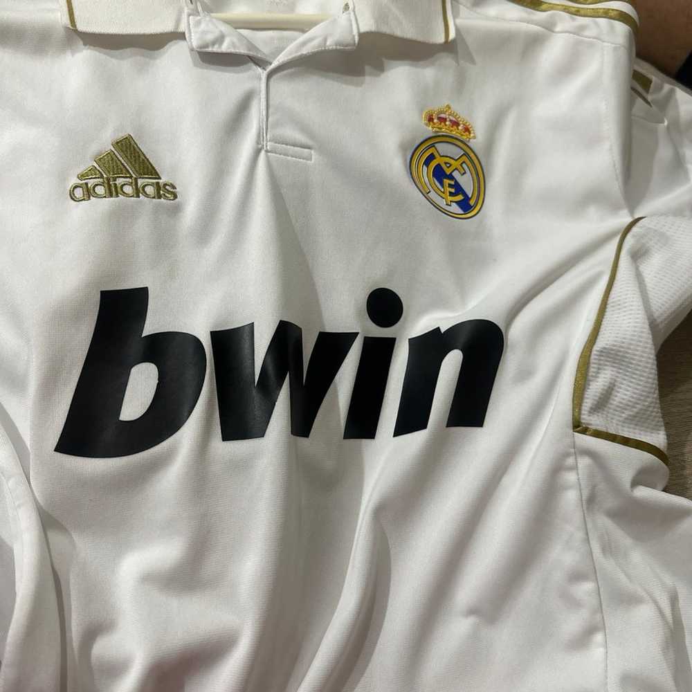 Ronaldo real madrid jersey 2011-2012 - image 3