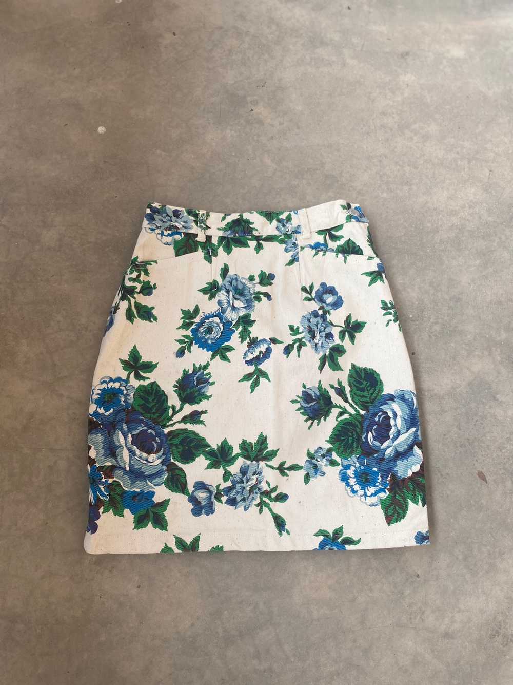 Steals💥 Kenzo Flora Mini Sexy Skirt - image 4