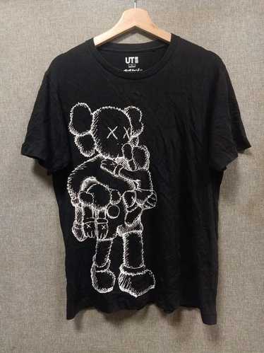 Japanese Brand × Kaws × Uniqlo vintage t shirt ka… - image 1