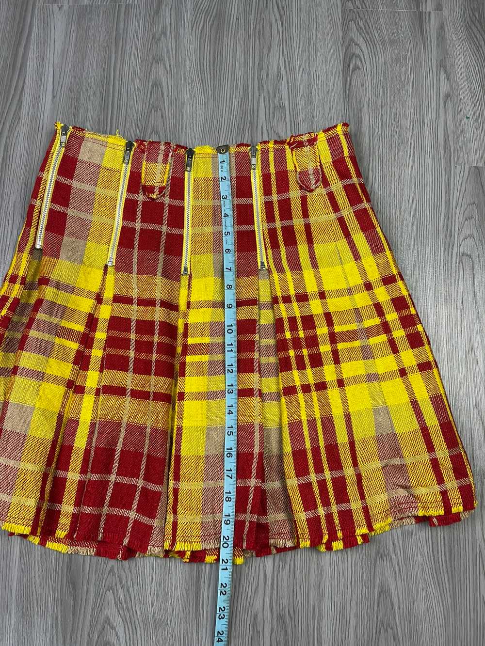 Japanese Brand - Vetement DHL colorway Plaid Plea… - image 11