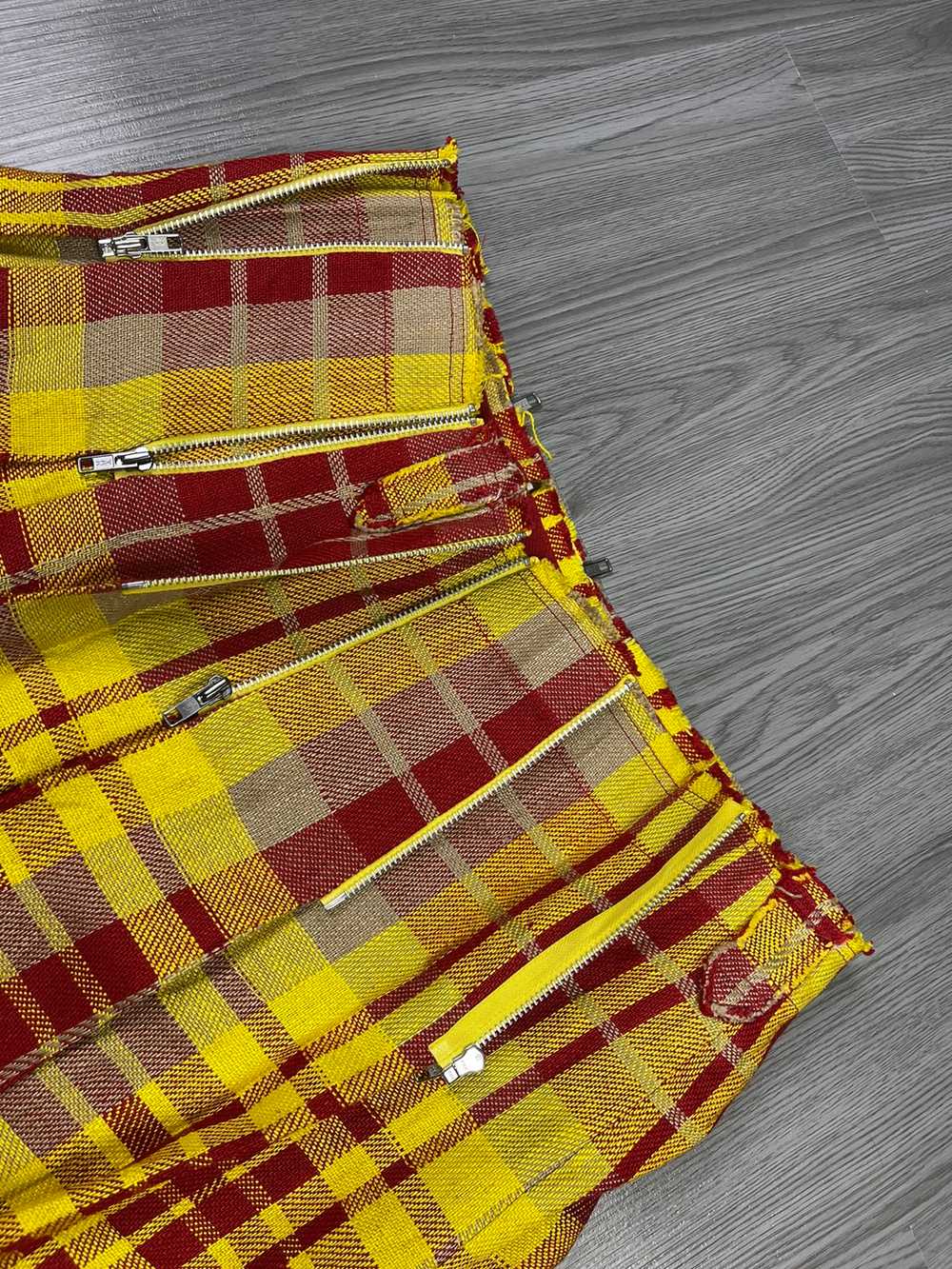 Japanese Brand - Vetement DHL colorway Plaid Plea… - image 7