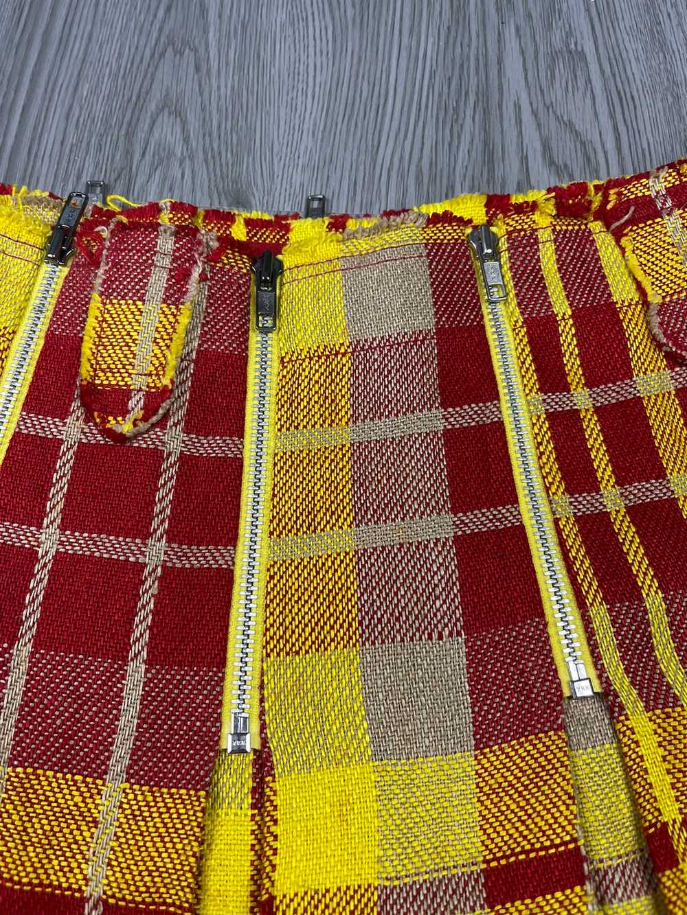 Japanese Brand - Vetement DHL colorway Plaid Plea… - image 8