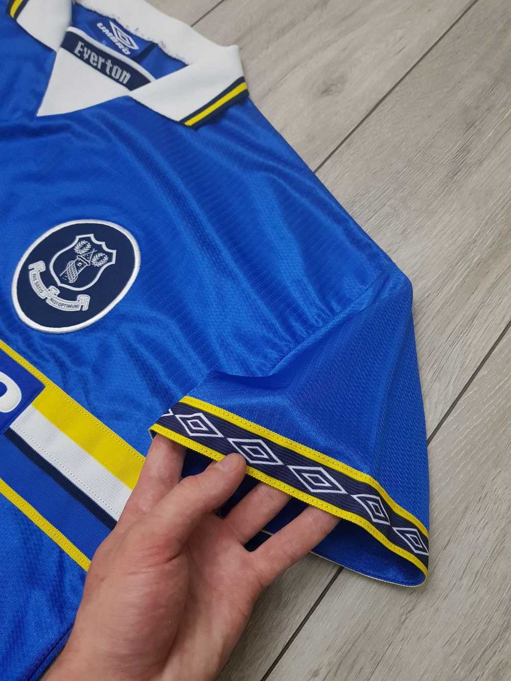 Soccer Jersey × Very Rare × Vintage EVERTON 1997 … - image 4