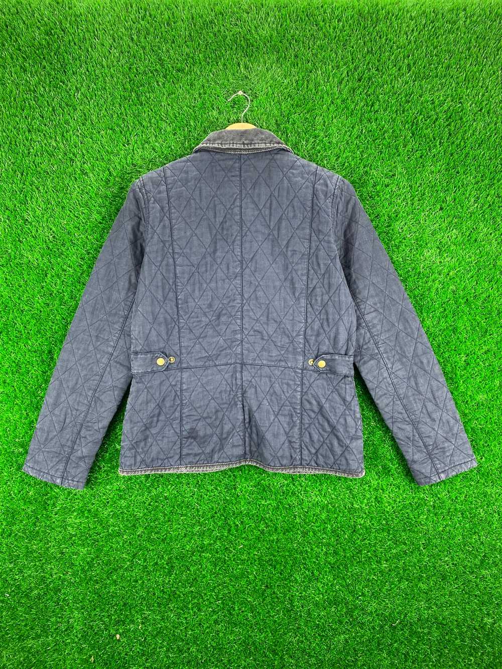 ‼️OFFER‼️Vintage Barbour Quilted Jacket Luxury - image 2