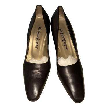 Yves Saint Laurent Leather heels