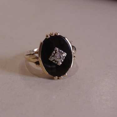 Beautiful Vintage diamond, Onyx Ring in 10k Gold.… - image 1