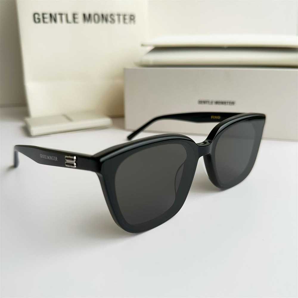 Gentle Monster Sunglasses - image 5