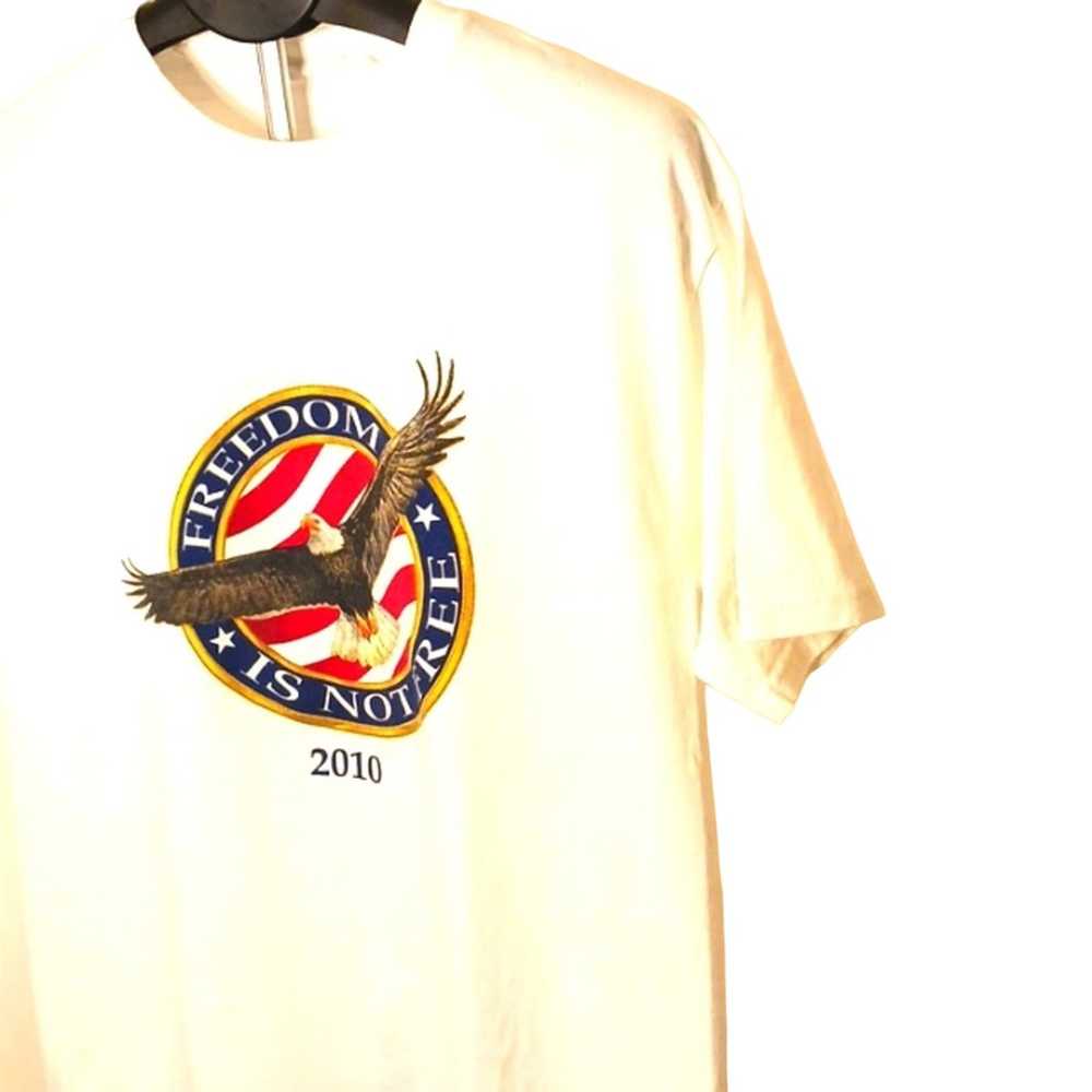 2010 Vintage FREEDOM IS NOT FREE T Shirt Men's Sz… - image 3