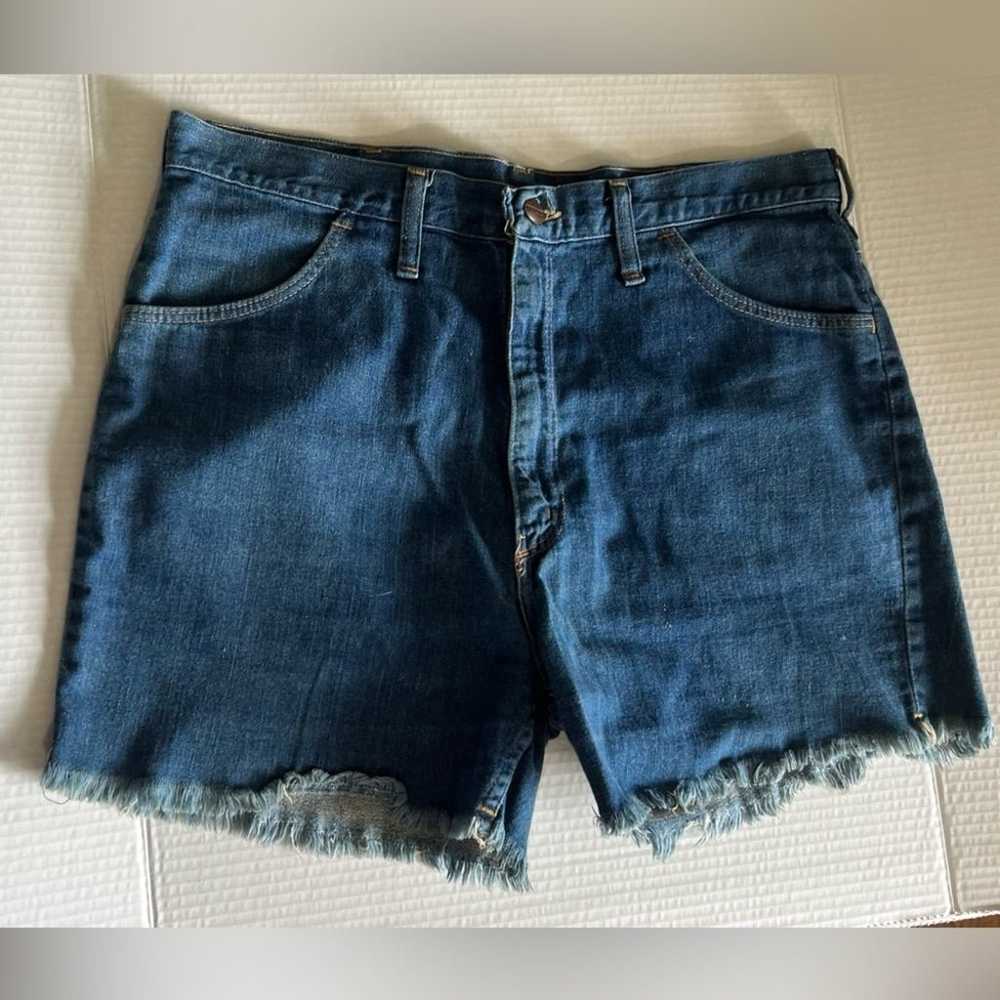 Jean Shorts Wrangler Mens Blue Cut Offs Size 36 V… - image 2