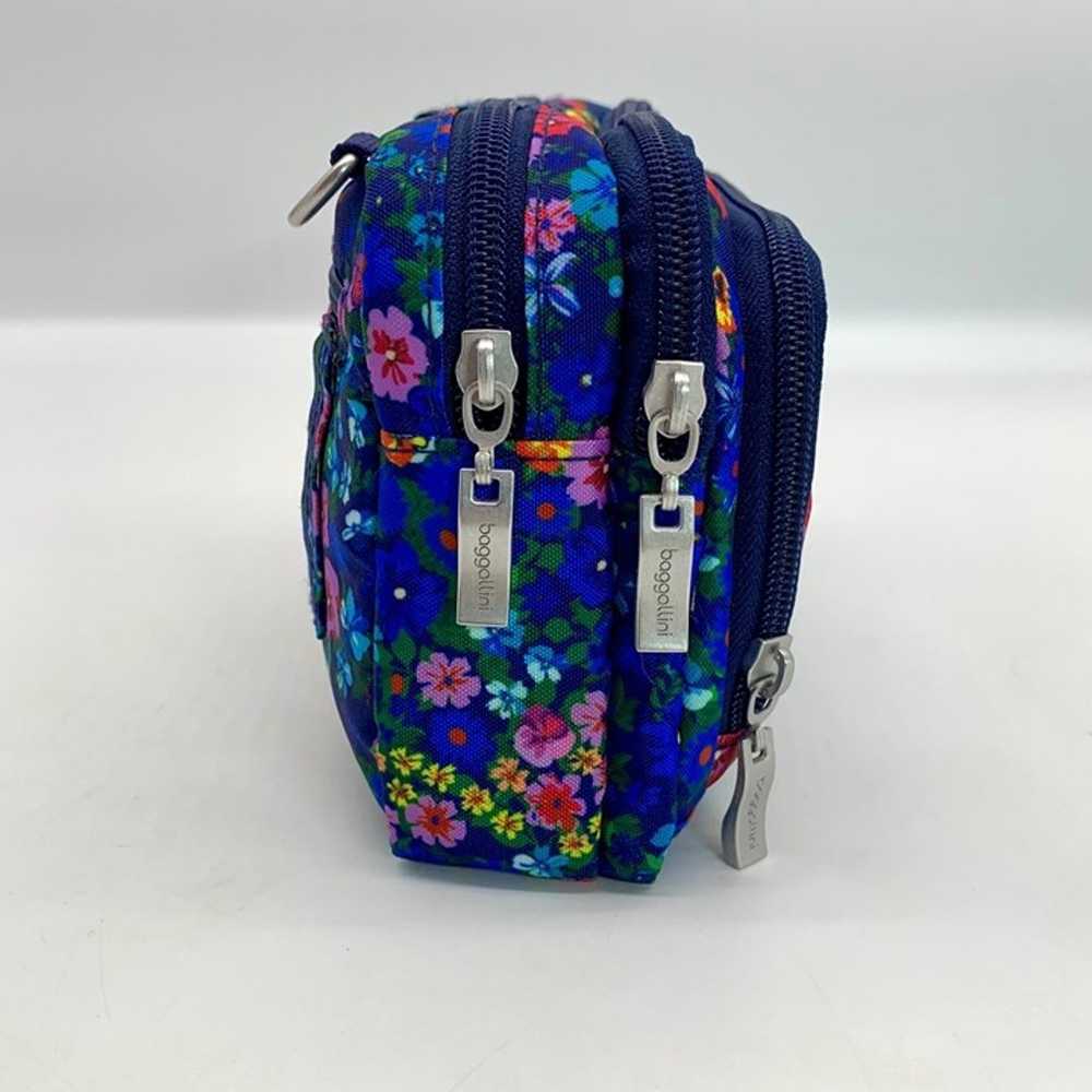 Baggallini Triple Zip Blue Floral Pouch With Fron… - image 4