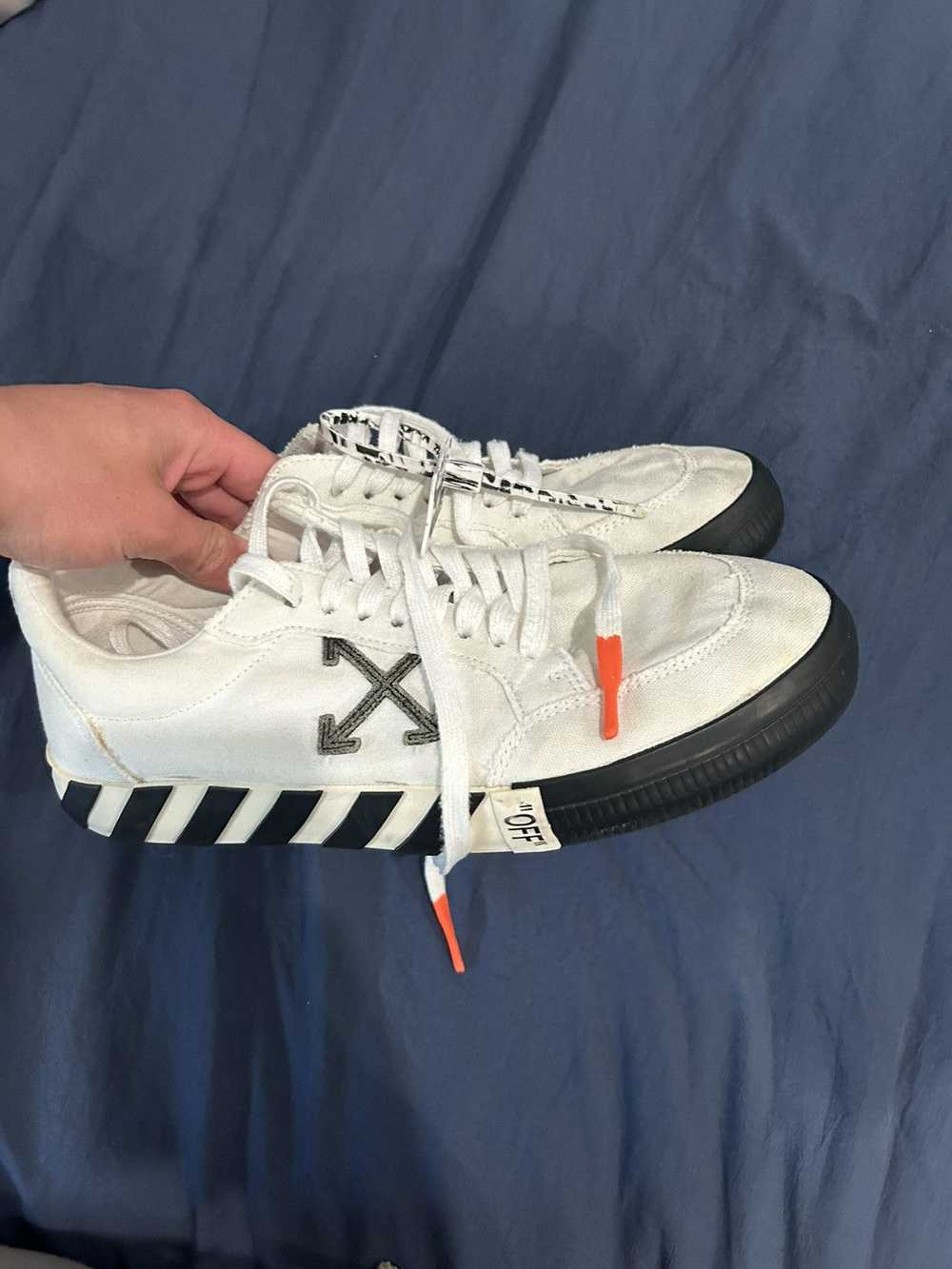 Off-White Off White Vulcanized Low - image 1