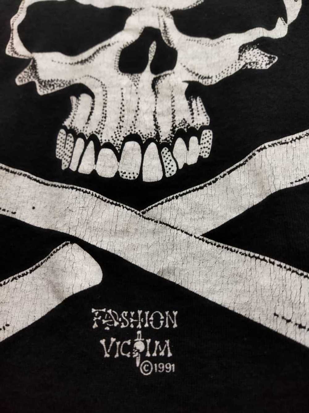 Fashion Victim - 🔐 LOCKED 🔐 VINTAGE FASHION VIC… - image 2