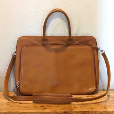 Levenger Business Tan Leather Briefcase with Cross