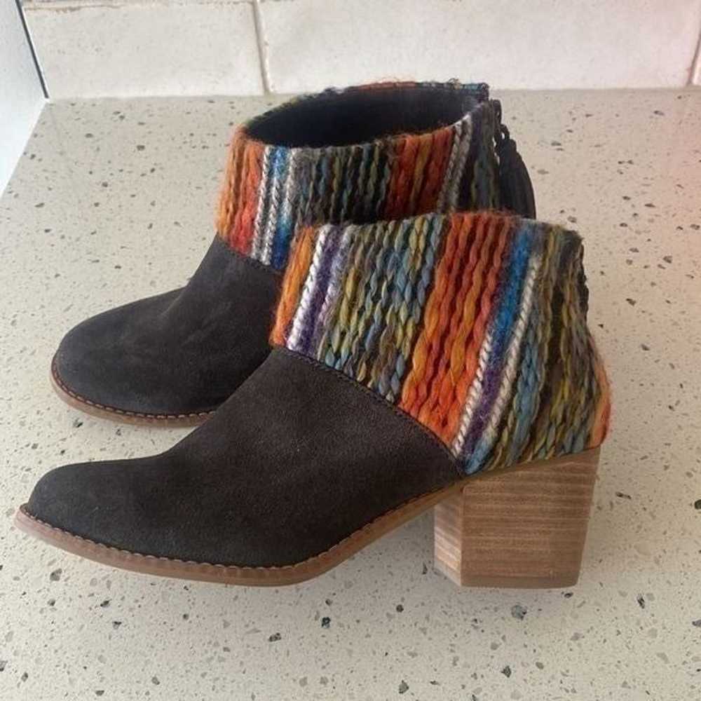 Toms Leila Ankle Boot Booties Chocolate Suede Tex… - image 1