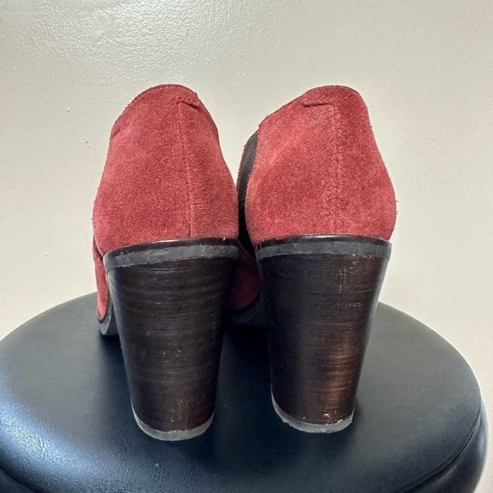 SALE! Red Geox Suede Stretch Bootie Size 39 EUC - image 2