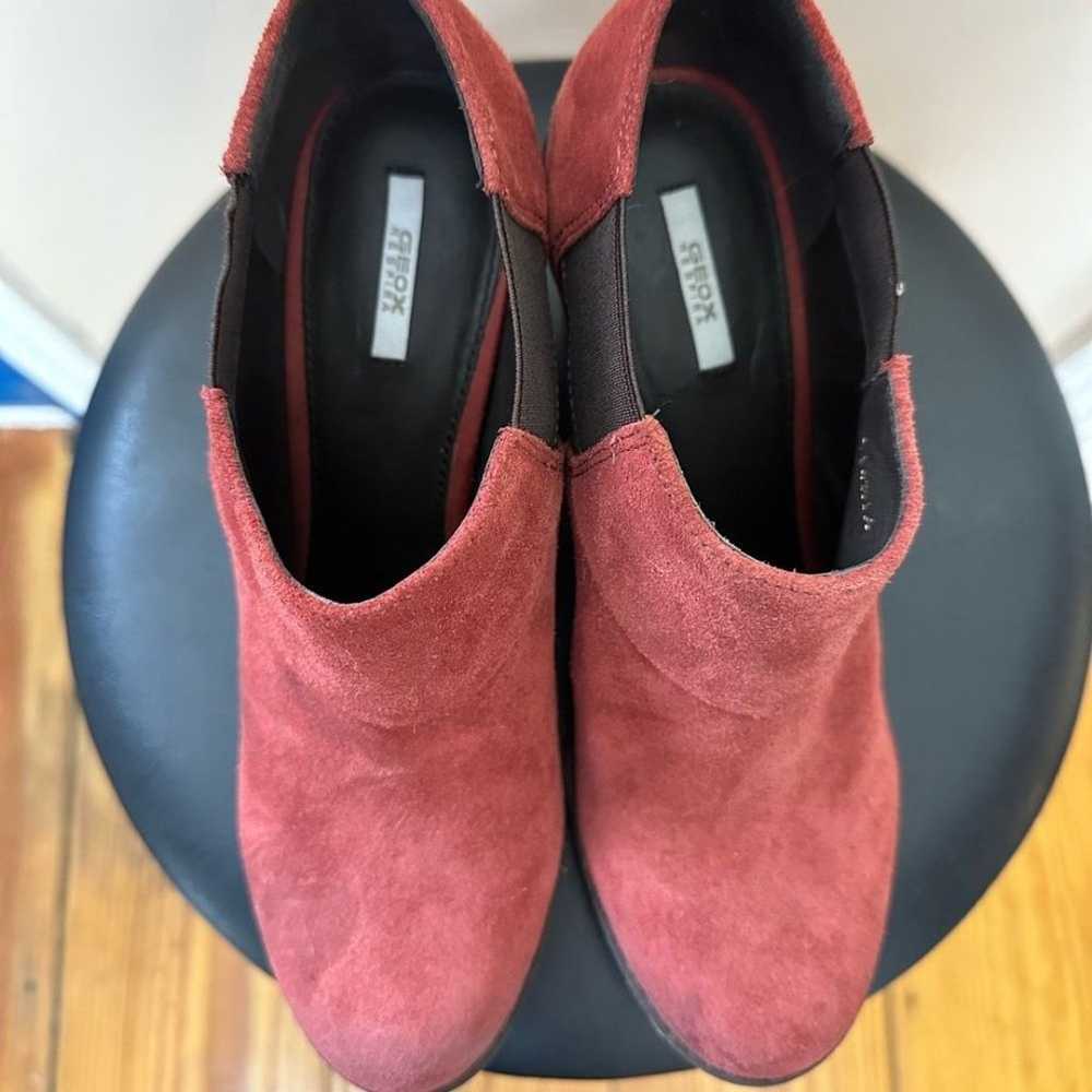 SALE! Red Geox Suede Stretch Bootie Size 39 EUC - image 5