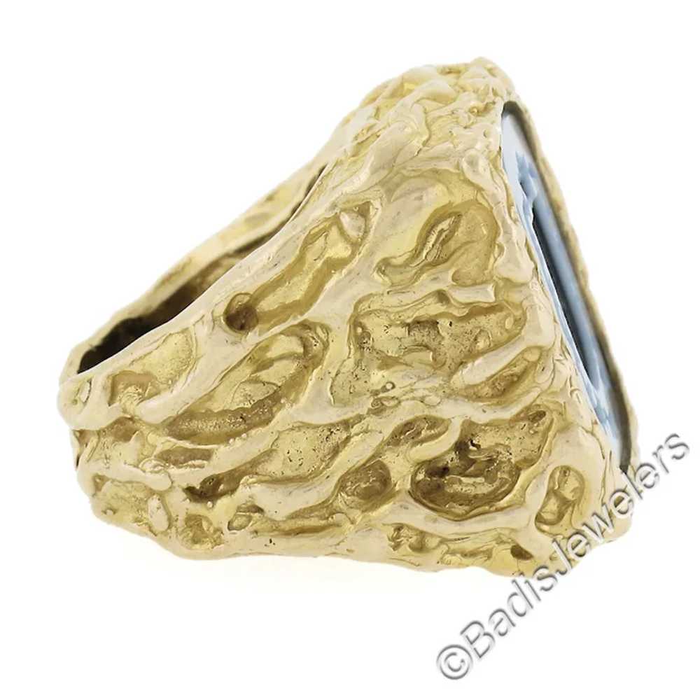 Vintage 14K Yellow Gold Carved Seal Hardstone Nug… - image 8