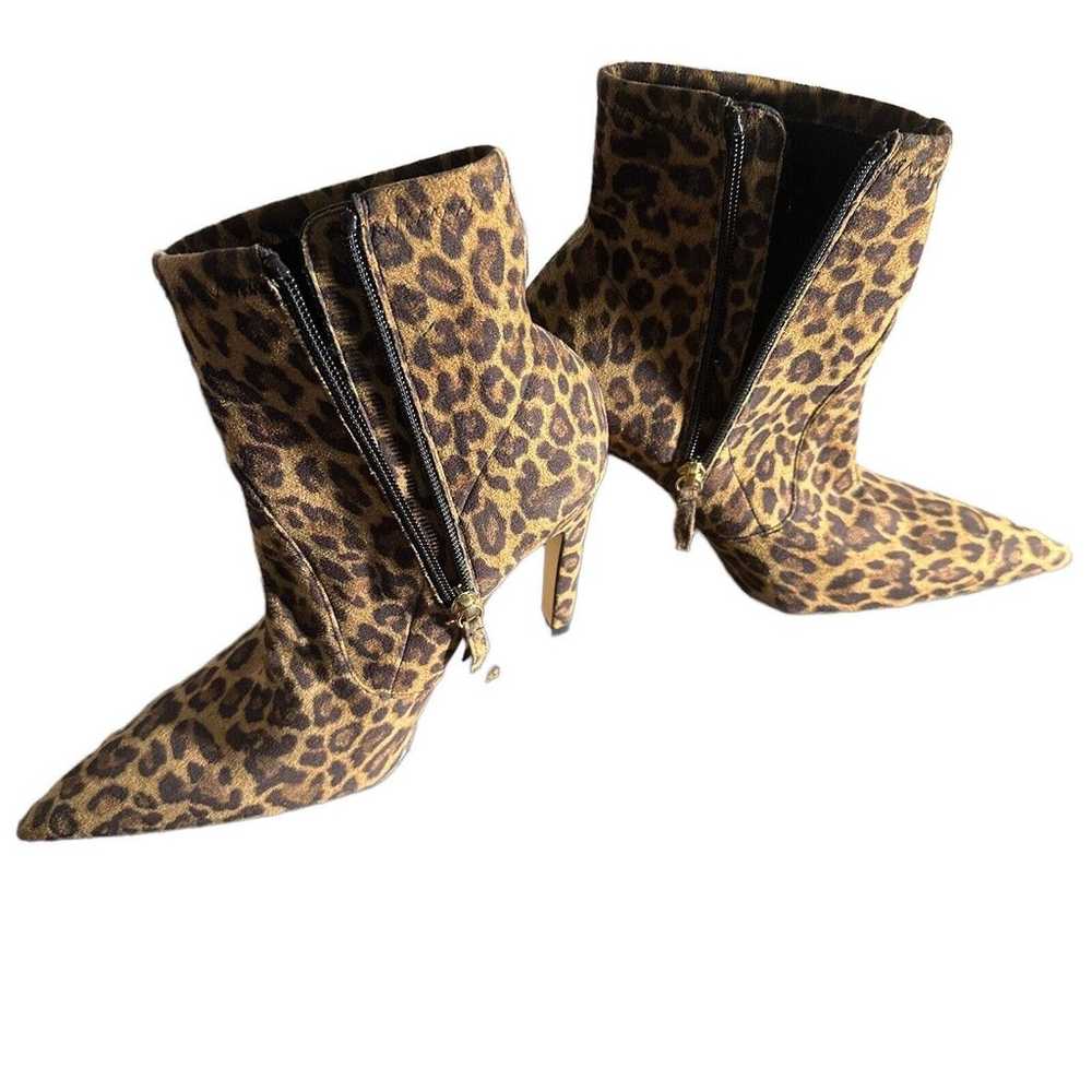 Good American leopard print Icon heeled bootie Si… - image 5