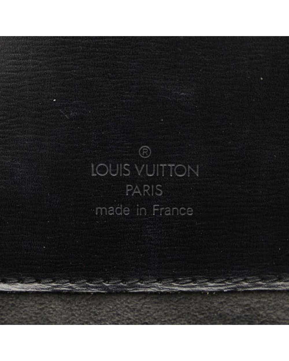 Louis Vuitton Elegant Leather Shoulder Bag - image 9
