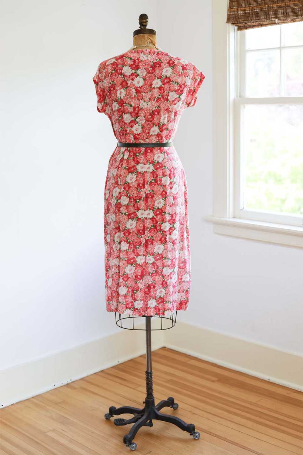 Vintage 1940s to 1950s Dress - STUNNING Gently As… - image 7