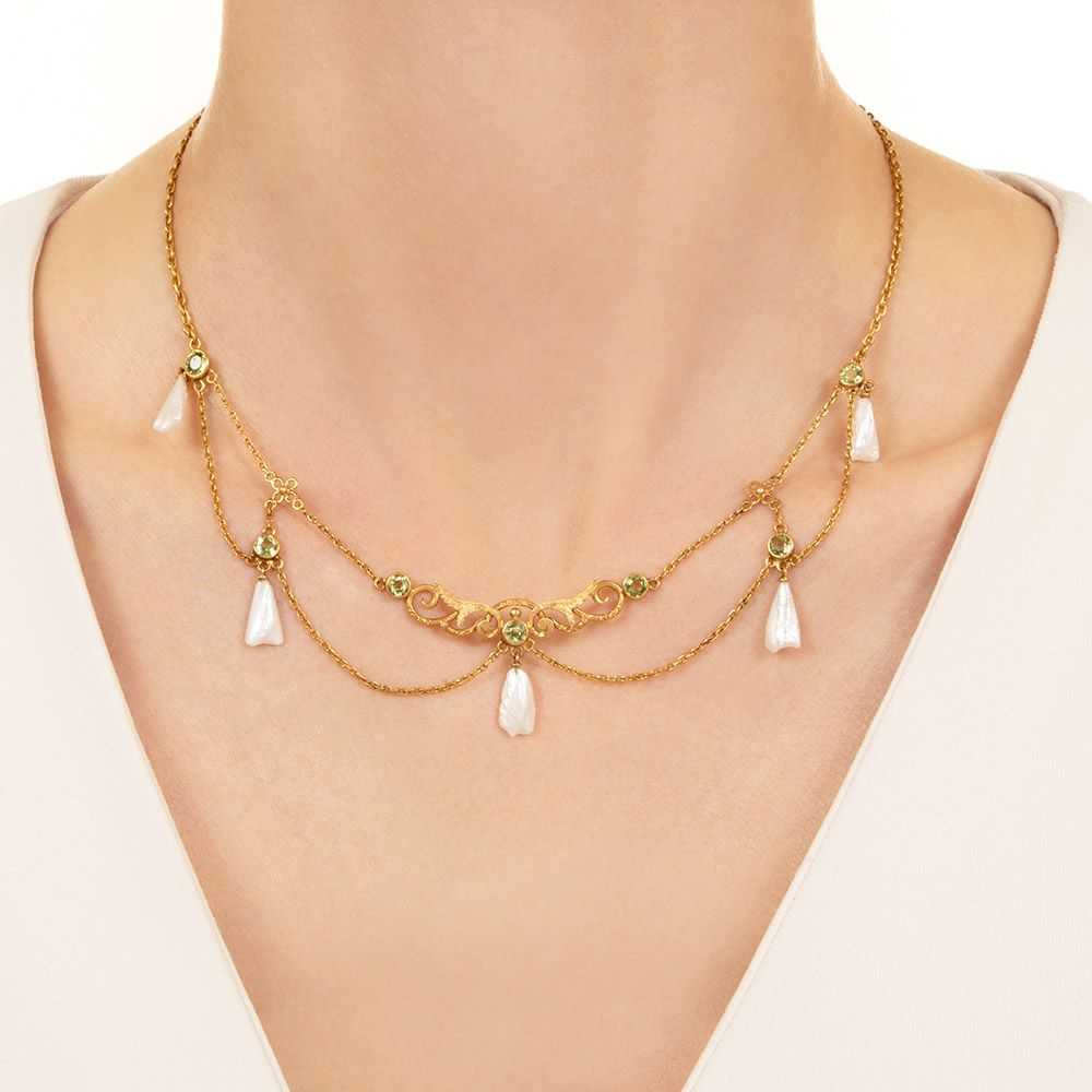 Art Nouveau Peridot Swag Necklace - image 3