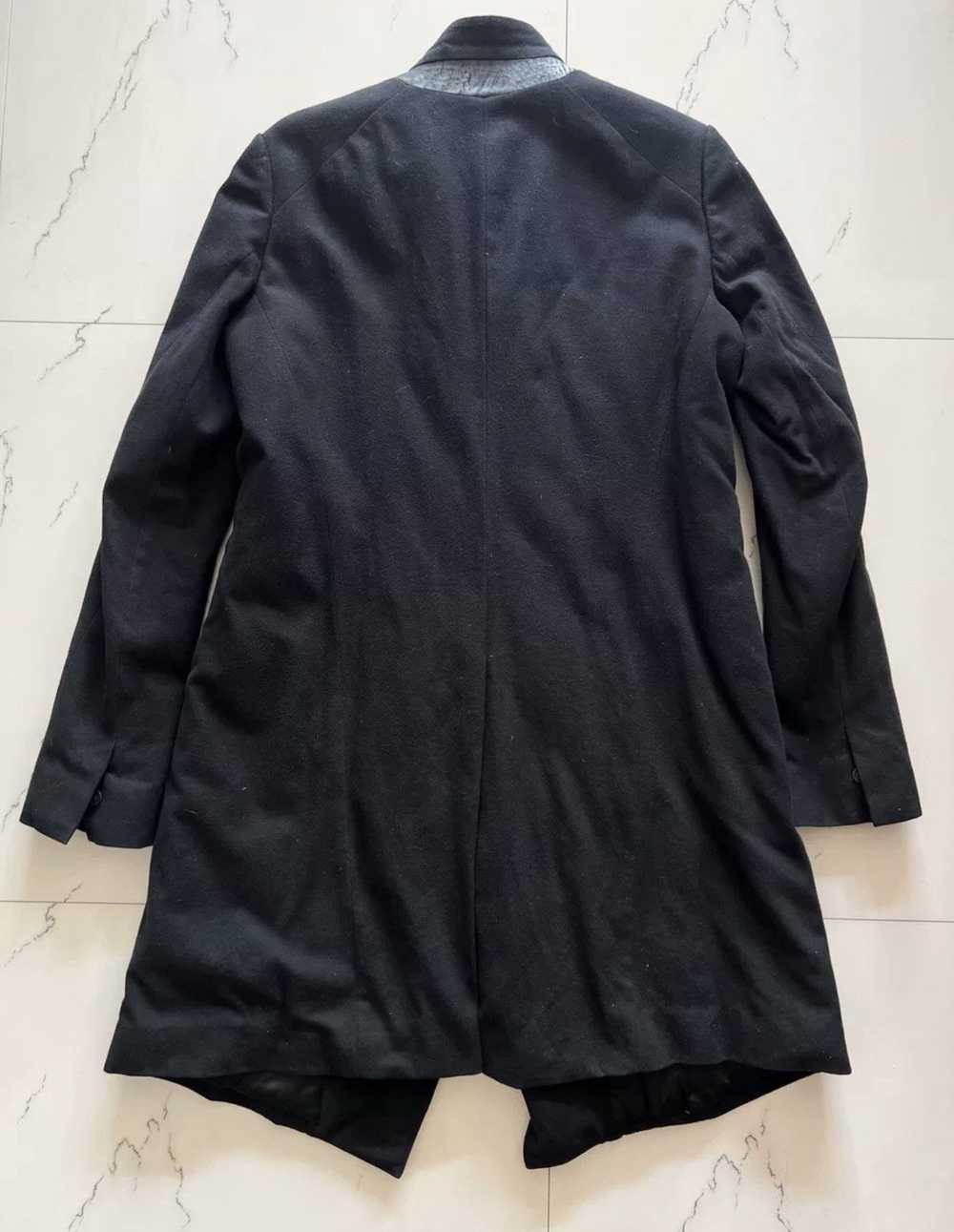 Julius Julius tailor-made oblique leather coat - image 2