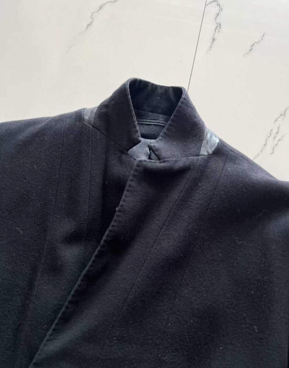 Julius Julius tailor-made oblique leather coat - image 4