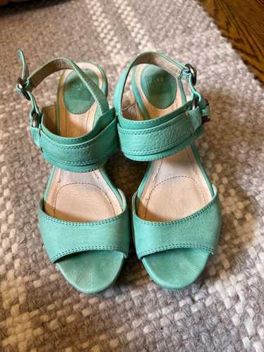 FRYE Carlie Sling Leather Sandal (6.5) | Used,…
