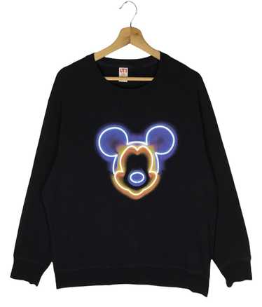 Uniqlo - Graphic Artist Vasya Kolotusha x Disney … - image 1