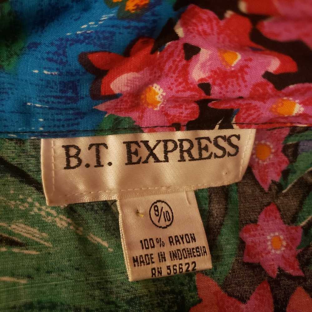 80s Tropical Floral Rayon Romper - image 4