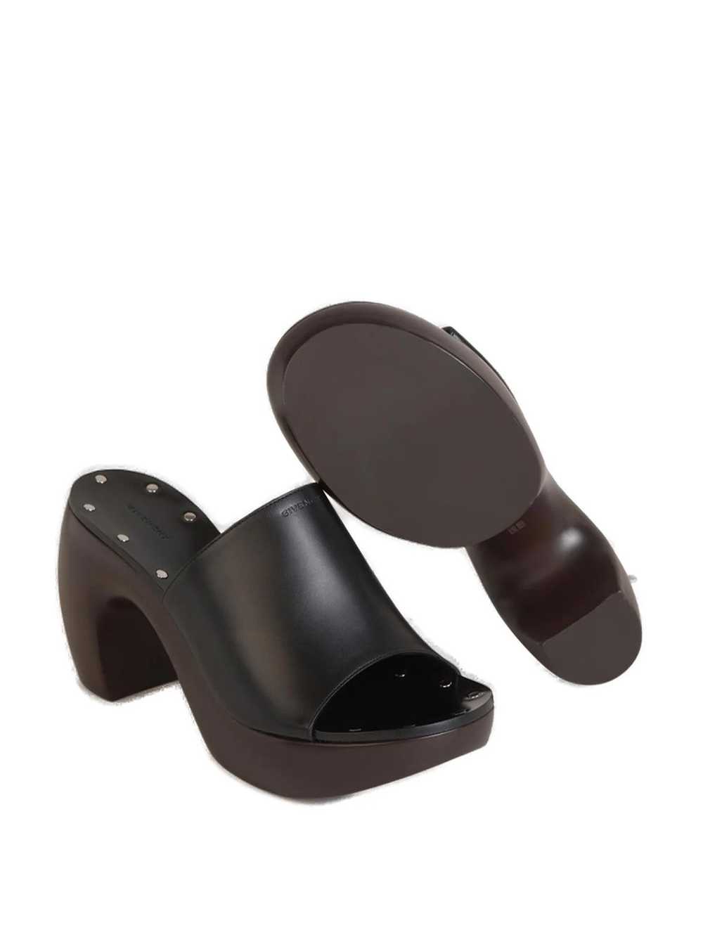 Givenchy o1srvl11e0524 Clog Sandals in Brown/Black - image 2