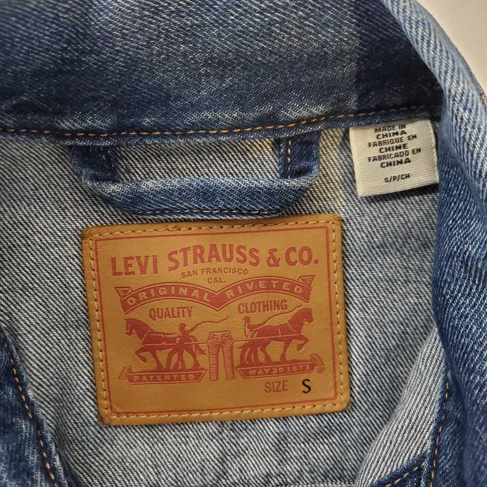 Levi's Limited Edition Patched Trucker Jacket Siz… - image 3