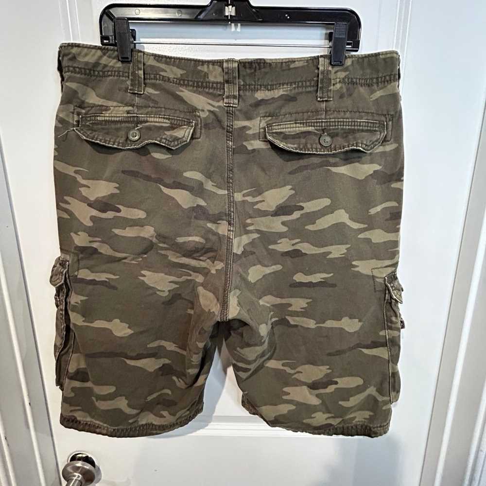 Vintage Y2k Lee Camo Cargo Shorts No Flaws - image 2