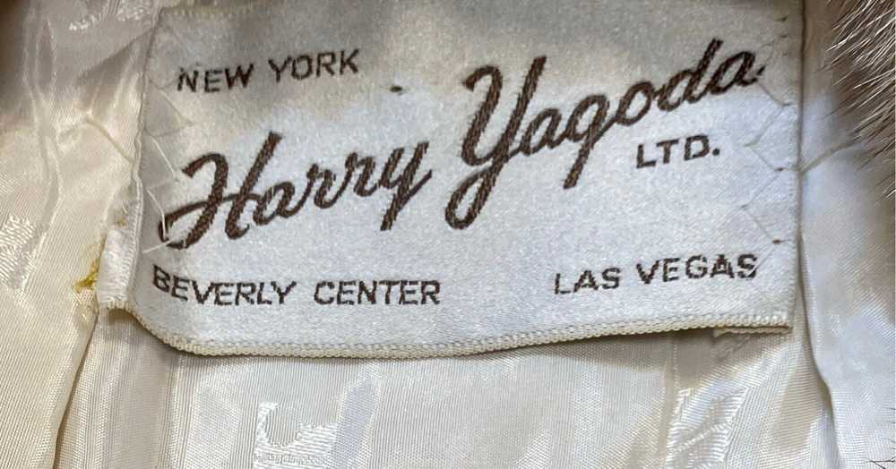 Harry Yogoda Ivory Coat - Size Small - image 3