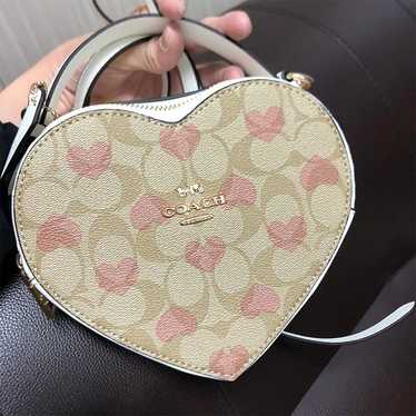 Coach Heart Crossbody In Signature Canvas With He… - image 1