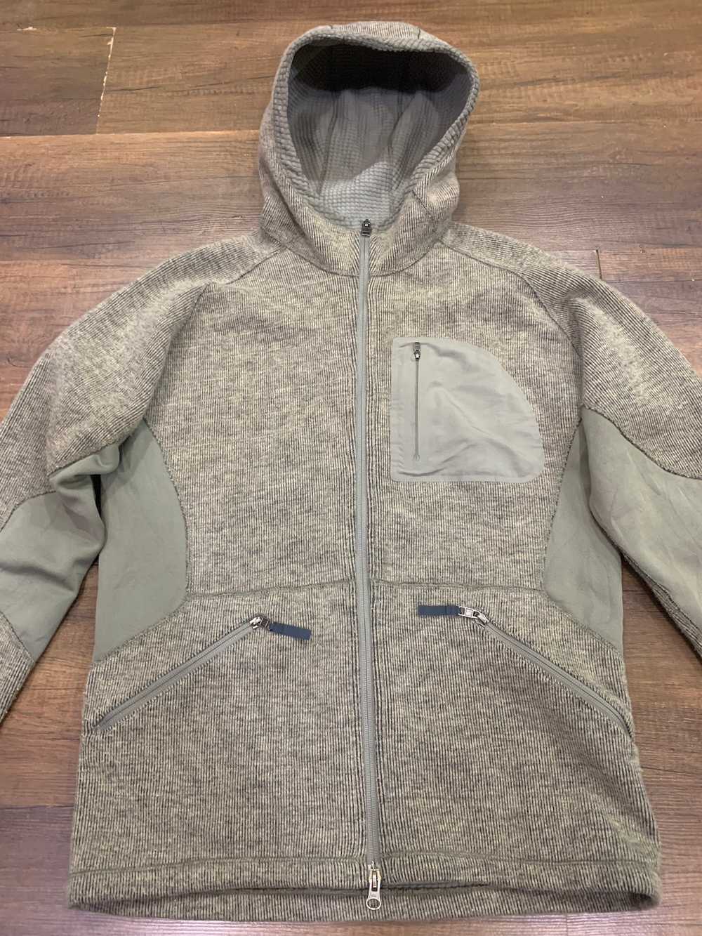 ❤️meed gone today❤️Nike acg sweater hooded - image 1