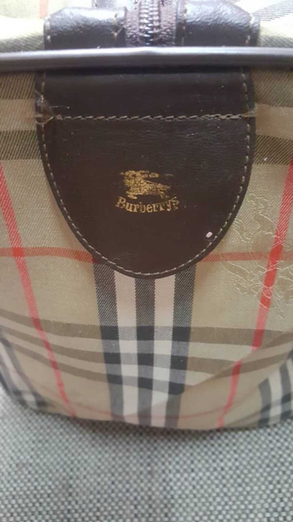 Authentic BURBERRY boston nova check - image 2