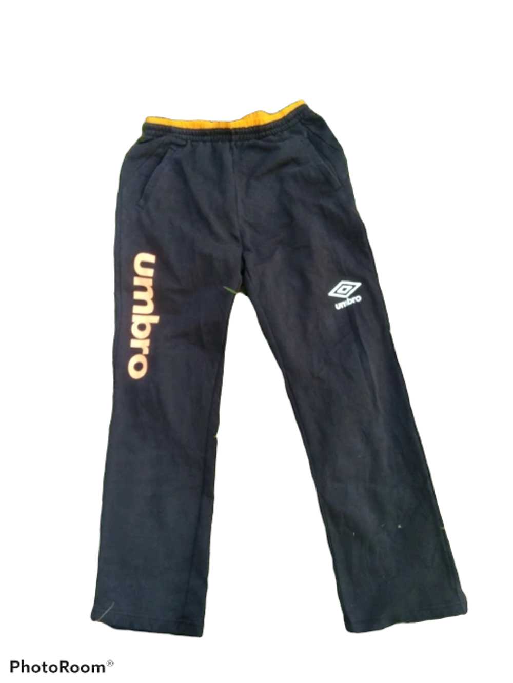 VR × UMBRO NYLON PANTS M VR x UMBRO NYLON PANTS – VAULTROOM