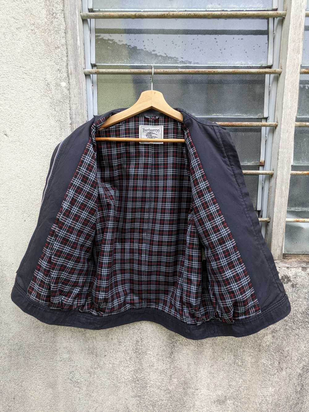 Vintage - 🔥 STEALS 🔥 Burberrys Harrington Jacket - image 6