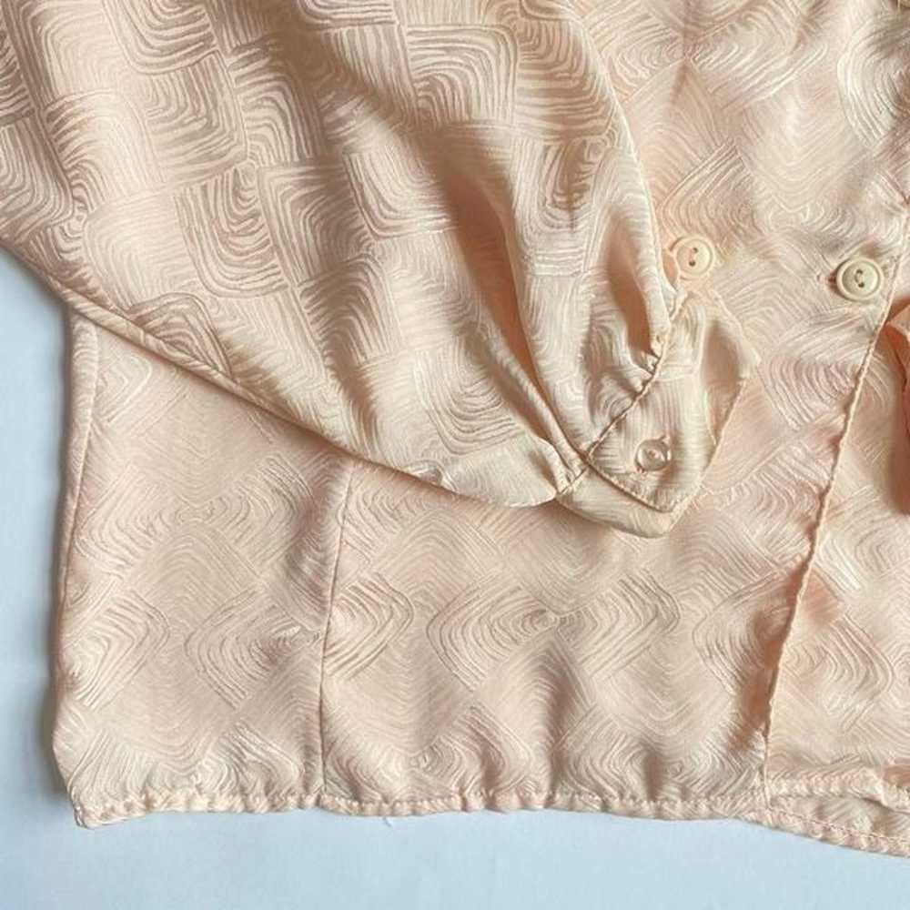 Vintage peach blouse - image 4