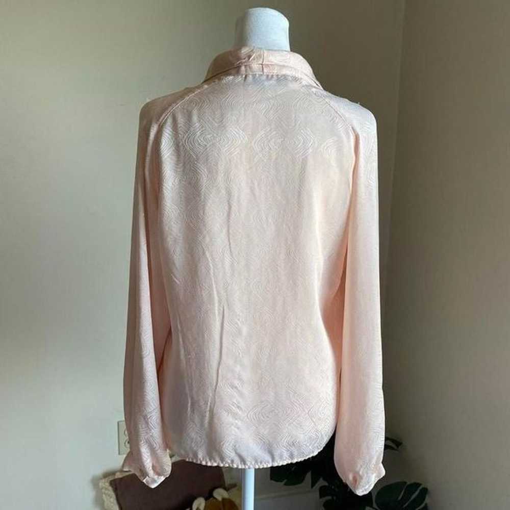 Vintage peach blouse - image 7