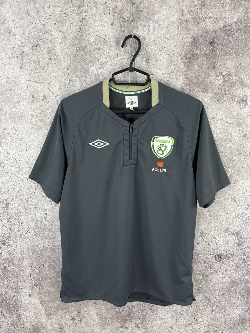 Soccer Jersey × Umbro × Vintage Umbro Ireland Nat… - image 1