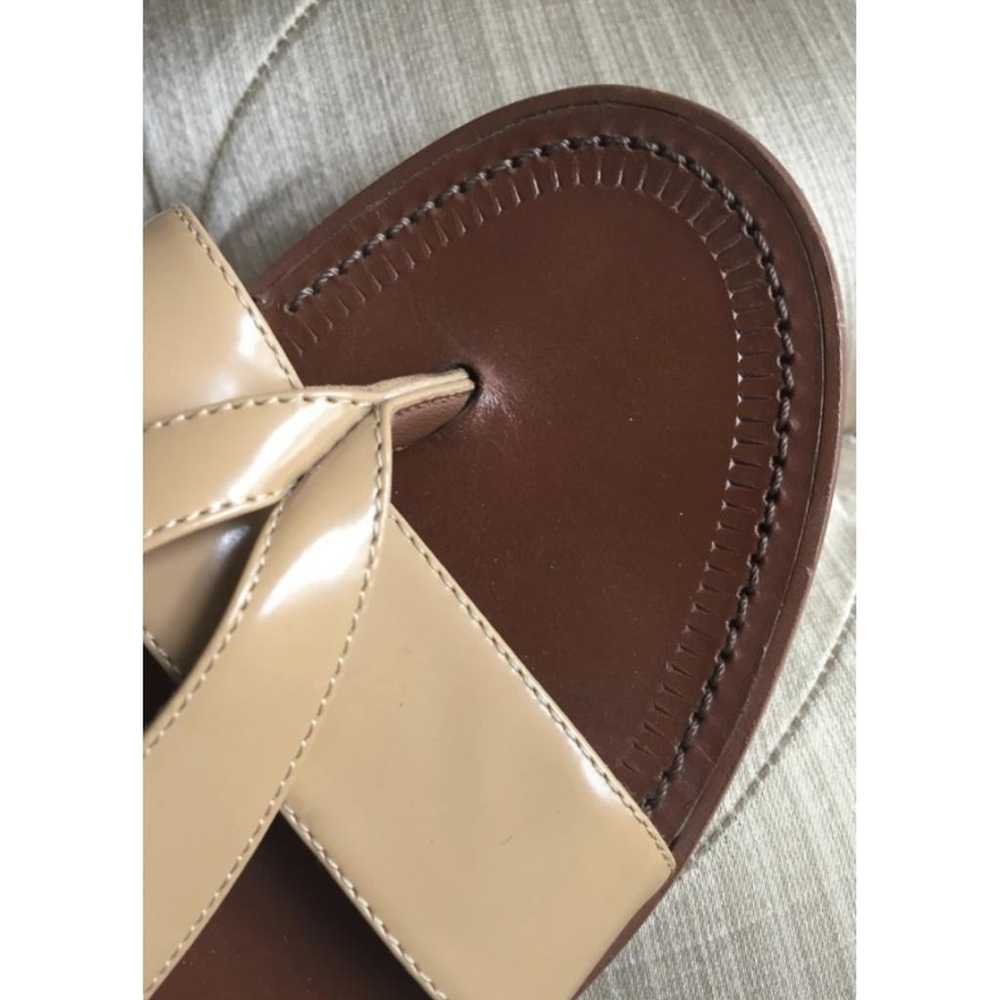 Bottega Veneta Leather flip flops - image 3