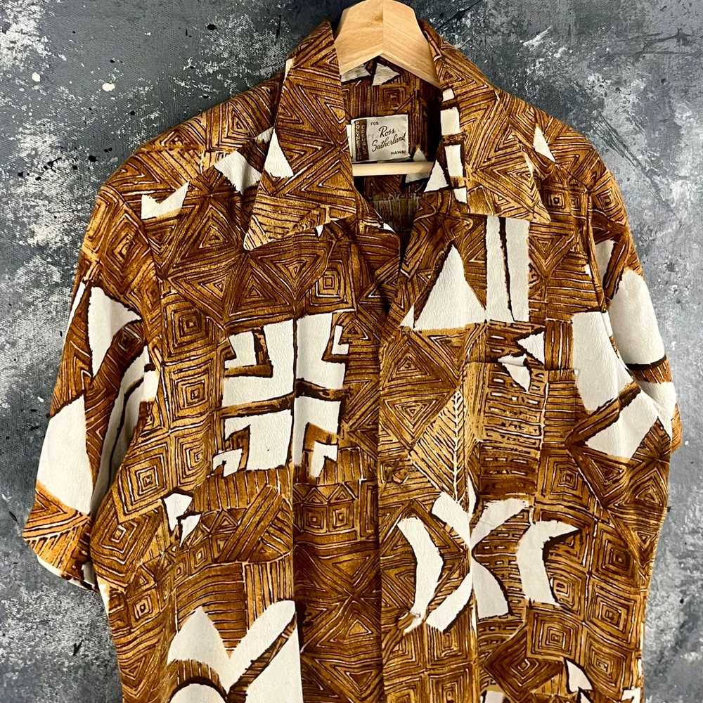 Vintage Vintage 80’s Hawaiian flower shirt - image 2