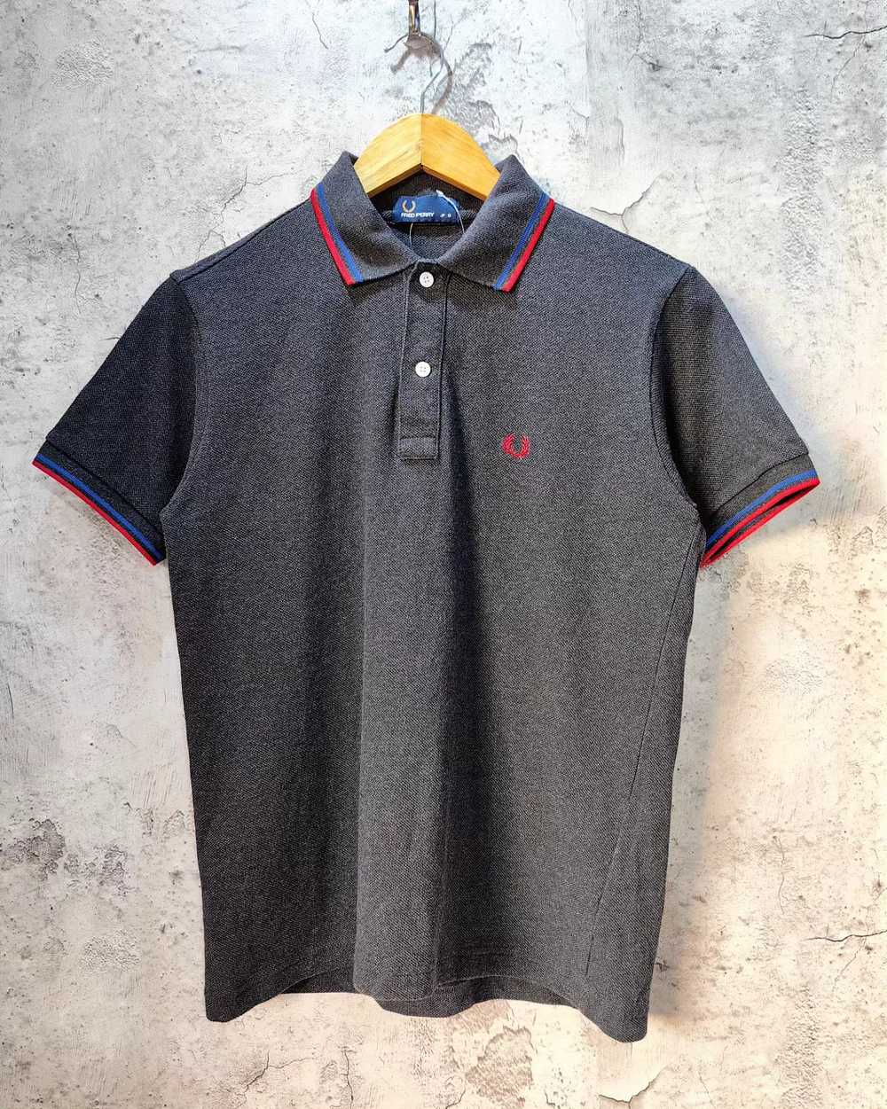 Fred Perry Fred Perry Twin Tipped Shirt made in j… - image 1